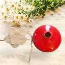 Diffuseur de parfum rouge, ouvert, fleur de lotus à mêche.webp