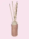 Vase tube rose batonnets.webp