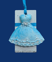 Suspension en platre robe bleu et argent.png