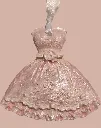 Suspension en platre robe rose.webp