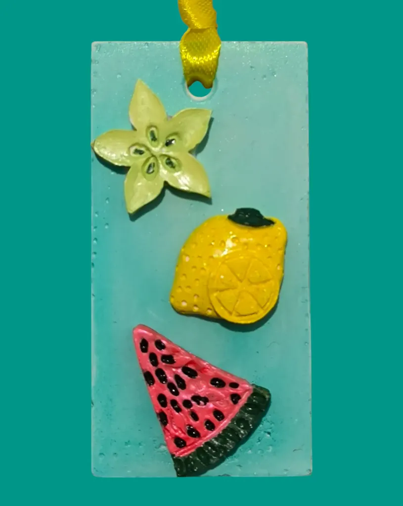 Suspension en plâtre 1=3 à parfumer sur le verso (2 offertes) fin de série